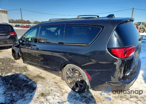 2019 Chrysler Pacifica Touring L Plus z USA, uszkodzony, nr VIN 2C4RC1EG5KR550409